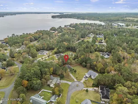 View/Area - 605 Old River Rd, Stella, NC 28582 photo 4 of 16