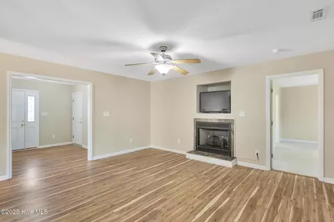 Living - 605 Old River Rd, Stella, NC 28582 photo 4 of 4