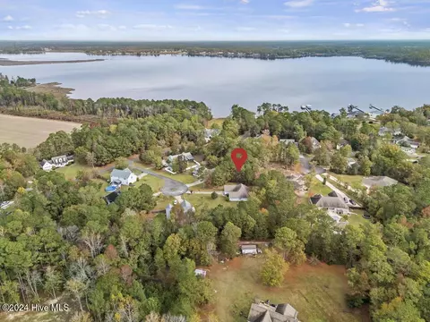 View/Area - 605 Old River Rd, Stella, NC 28582 photo 10 of 16