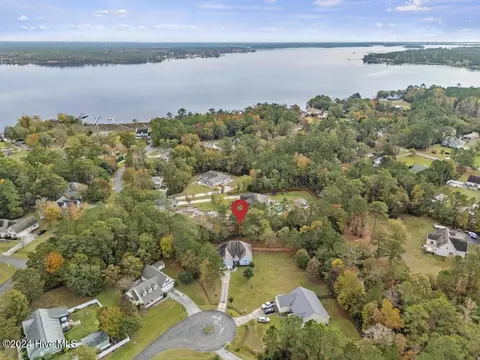View/Area - 605 Old River Rd, Stella, NC 28582 photo 3 of 16