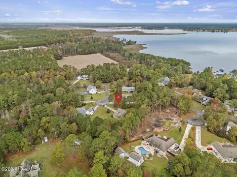 View/Area - 605 Old River Rd, Stella, NC 28582 photo 11 of 16