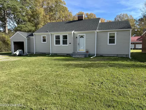 113 Pine St, Rich Square, NC 27869