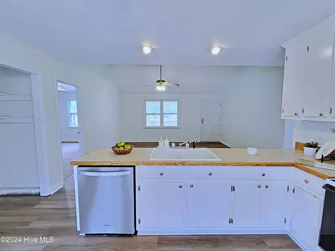 210 Cypress Rd, Cameron, NC 28326 photo 13