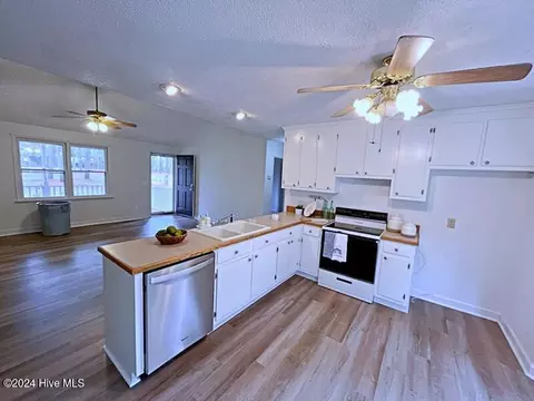 210 Cypress Rd, Cameron, NC 28326 photo 11