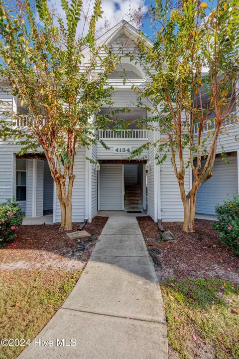 4134 Breezewood Dr #103, Wilmington, NC 28412