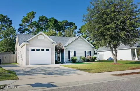 606 Burroughs Dr, Wilmington, NC 28412