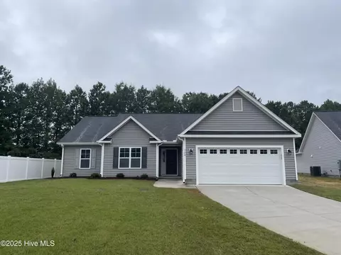 708 Peridot Ct, Greenville, NC 27858