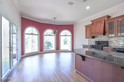 Kitchen - 535 Donald Ross Dr, Pinehurst, NC 28374 photo 4 of 5