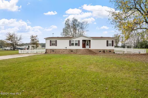 635 Chapanoke Rd, Hertford, NC 27944