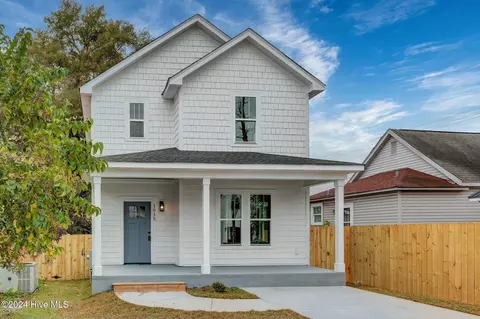 1015 N 7th St, Wilmington, NC 28401