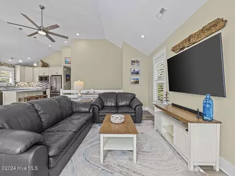 Living - 516 W Wilkinson St, Kill Devil Hills, NC 27948 photo 3 of 4