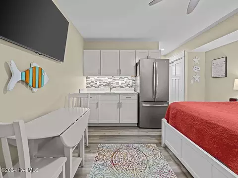 Bedroom - 516 W Wilkinson St, Kill Devil Hills, NC 27948 photo 13 of 13