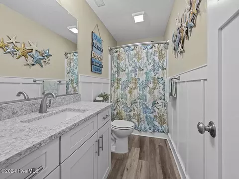 Bath - 516 W Wilkinson St, Kill Devil Hills, NC 27948 photo 1 of 5