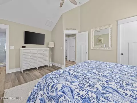 Bedroom - 516 W Wilkinson St, Kill Devil Hills, NC 27948 photo 4 of 13
