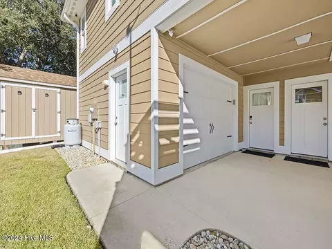 Exterior - 516 W Wilkinson St, Kill Devil Hills, NC 27948 photo 3 of 7