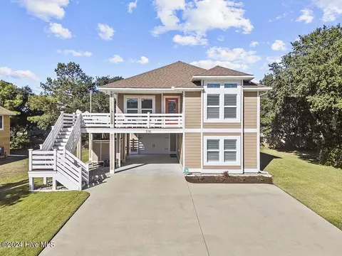 516 W Wilkinson St, Kill Devil Hills, NC 27948