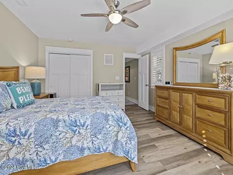 Bedroom - 516 W Wilkinson St, Kill Devil Hills, NC 27948 photo 8 of 13