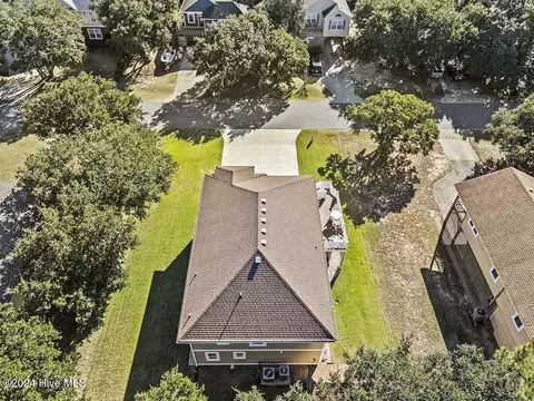 View/Area - 516 W Wilkinson St, Kill Devil Hills, NC 27948 photo 3 of 8
