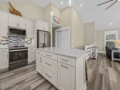 Kitchen - 516 W Wilkinson St, Kill Devil Hills, NC 27948 photo 3 of 4