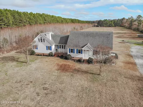 633 Shawboro Rd, Shawboro, NC 27973