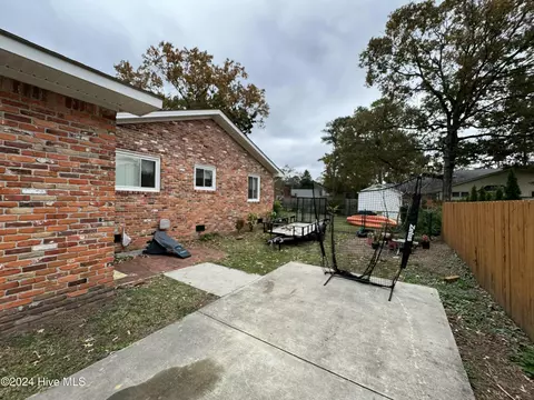 107 Gangplank Rd, New Bern, NC 28562