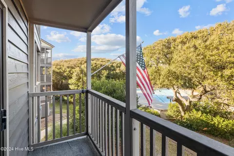 2402 W Fort Macon Rd #206-G, Atlantic Beach, NC 28512