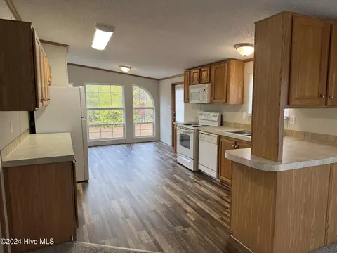 841 Mckoy Loop Rd, Ivanhoe, NC 28447 photo 9