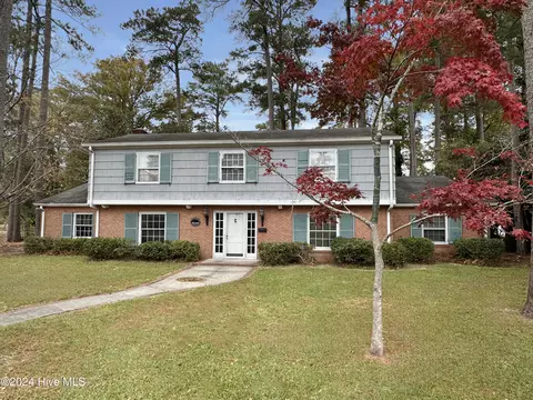 218 Maple St, Whiteville, NC 28472