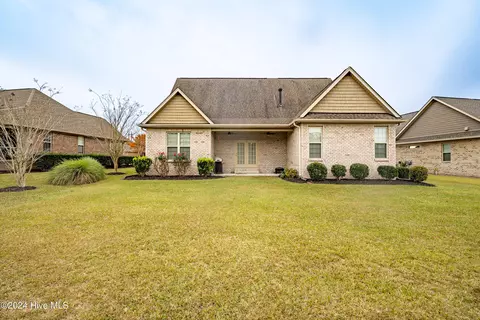 Exterior - 699 Highlands Dr, Hampstead, NC 28443 photo 2 of 2