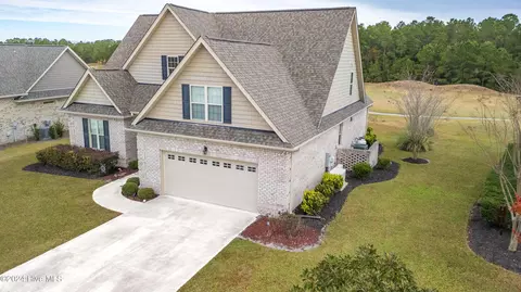 View/Area - 699 Highlands Dr, Hampstead, NC 28443 photo 2 of 8