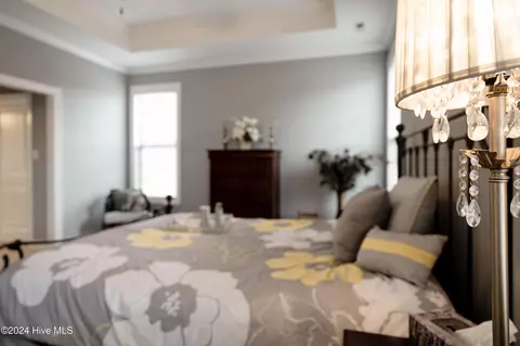 Bedroom - 699 Highlands Dr, Hampstead, NC 28443 photo 6 of 14