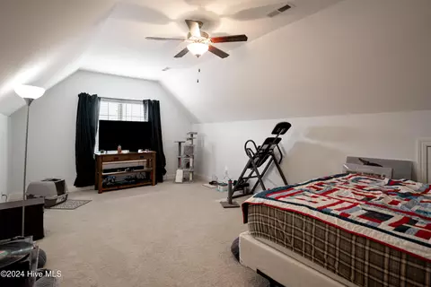 Bedroom - 699 Highlands Dr, Hampstead, NC 28443 photo 9 of 14