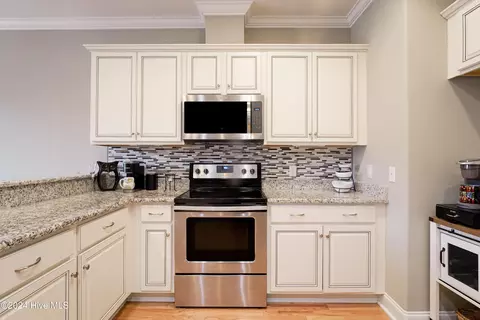 Kitchen - 699 Highlands Dr, Hampstead, NC 28443 photo 3 of 6