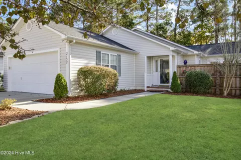 2132 Colony Plz, Jacksonville, NC 28546