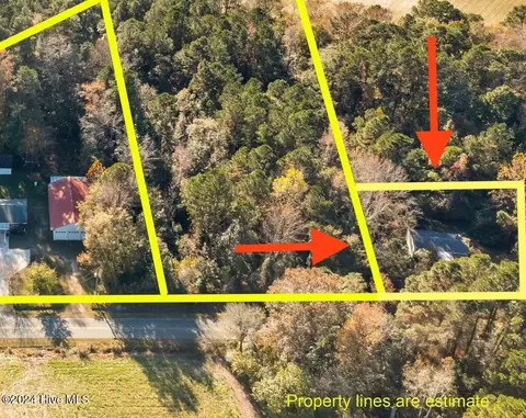 372 Batchelor Bay Rd, Wallace, NC 28466