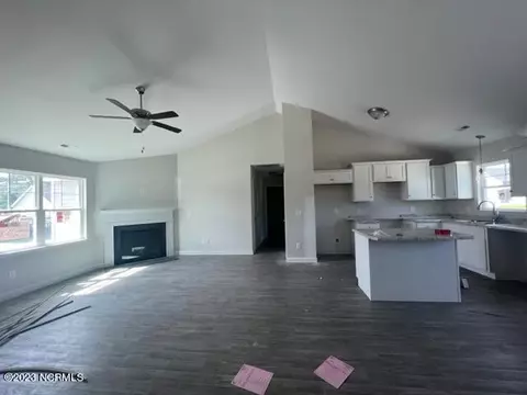 426 Windermere Rd, Hubert, NC 28539 photo 4