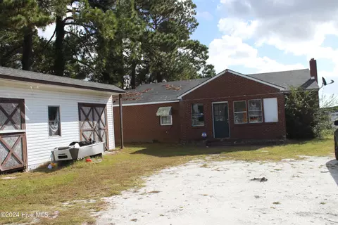 3356 Rocky Hock Rd, Edenton, NC 27932
