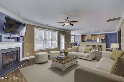 105 Cornel Ln, Hampstead, NC 28443 photo 16