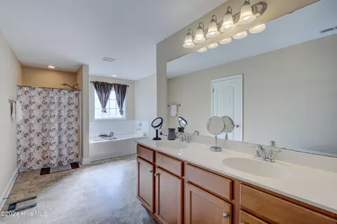 105 Cornel Ln, Hampstead, NC 28443 photo 32