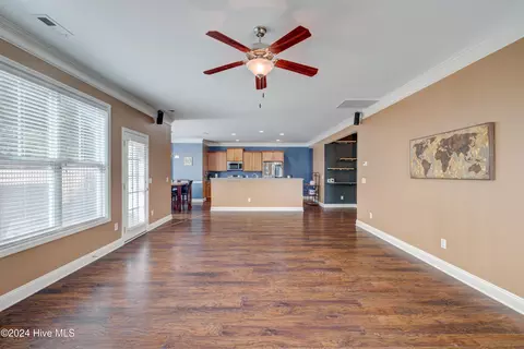 105 Cornel Ln, Hampstead, NC 28443 photo 17