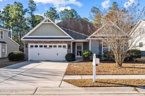 6084 Blue Ray Dr, Leland, NC 28451