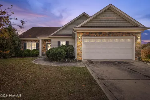 347 Old Dam Rd, Jacksonville, NC 28540