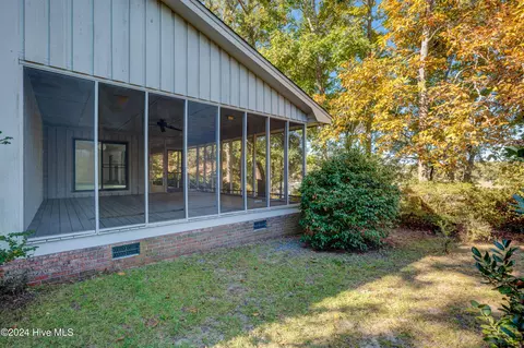 110 Drake Rd, Hampstead, NC 28443 photo 28