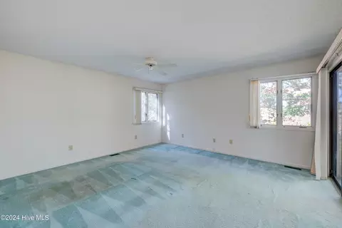 110 Drake Rd, Hampstead, NC 28443 photo 13