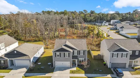 9108 Saint Thomas Ct, Wilmington, NC 28411