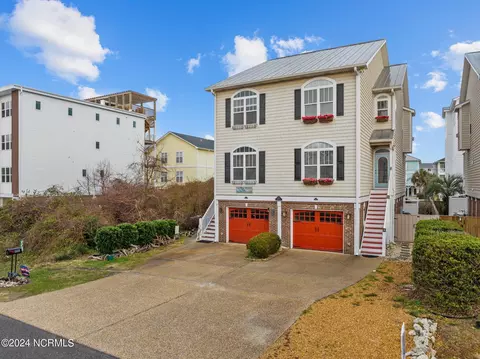 1315 Snapper Ln UNIT 2, Carolina Beach, NC 28428
