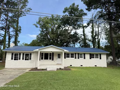 105 Woodrose Ave, Goldsboro, NC 27534