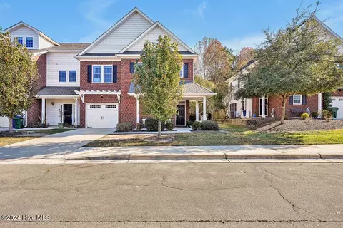 3327 Jasper Pl, Wilmington, NC 28409