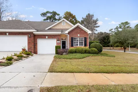 1002 Avenshire Cir, Wilmington, NC 28412