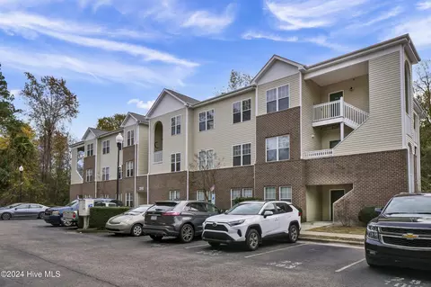 4525 Sagedale Dr UNIT 302, Wilmington, NC 28405